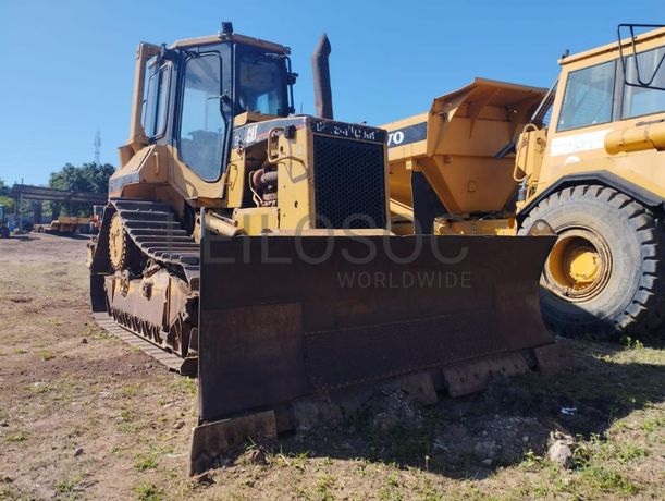 Buldozer Caterpillar ·