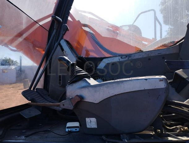 Giratória DOOSAN ·