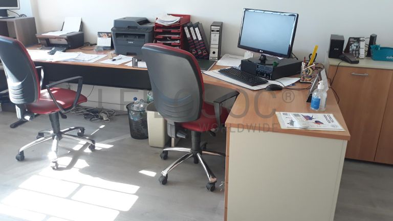 Mobiliário e Equipamento de escritório