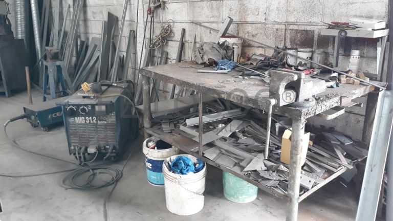 Aparelho de soldar · Bancada de trabalho