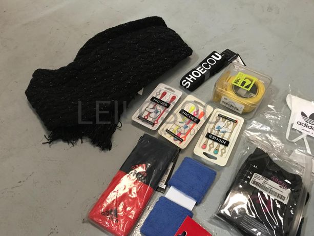 Carteiras + Produtos de Higiene + Acessórios Desporto