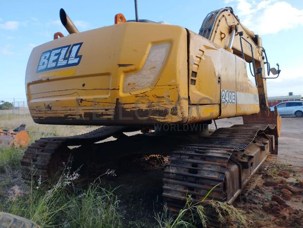 Escavadeira Bell ·