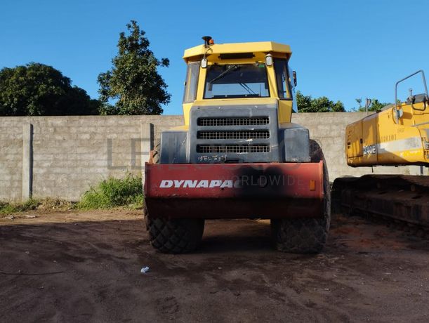 Cilindro compactador Dynapac CA512 ·