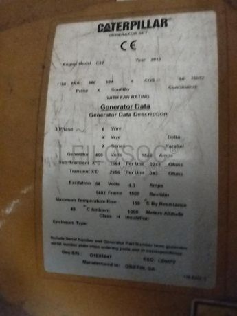 Gerador Caterpillar C32 1100 KVA ·