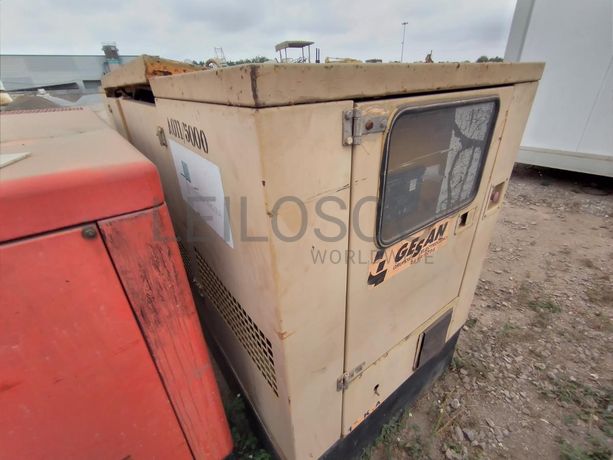 Grupo Eletrogéneo (100Kva) GESAN DVS 130 · Viana