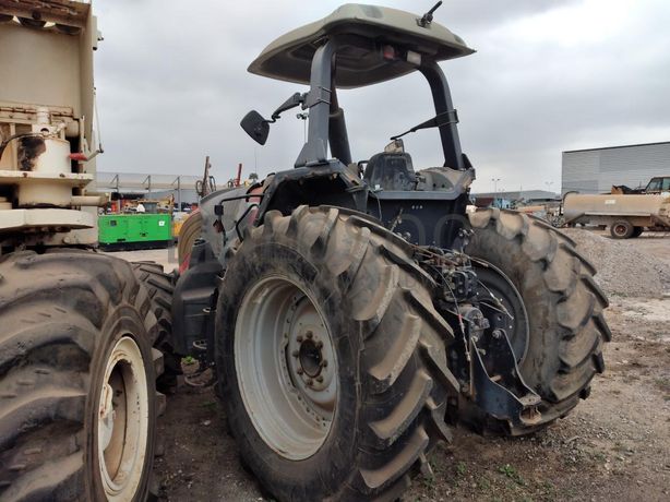 Trator Agrícola · Viana