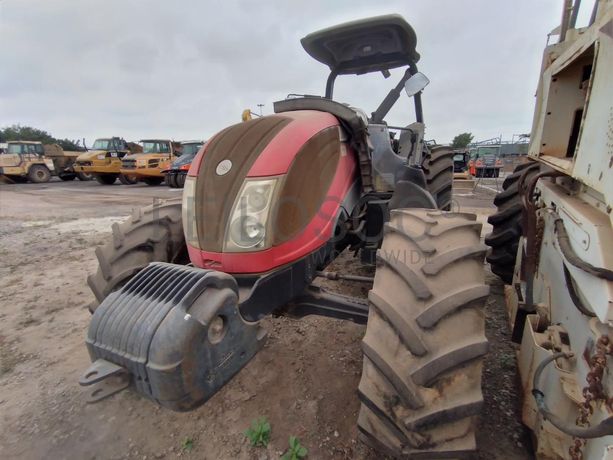 Trator Agrícola · Viana