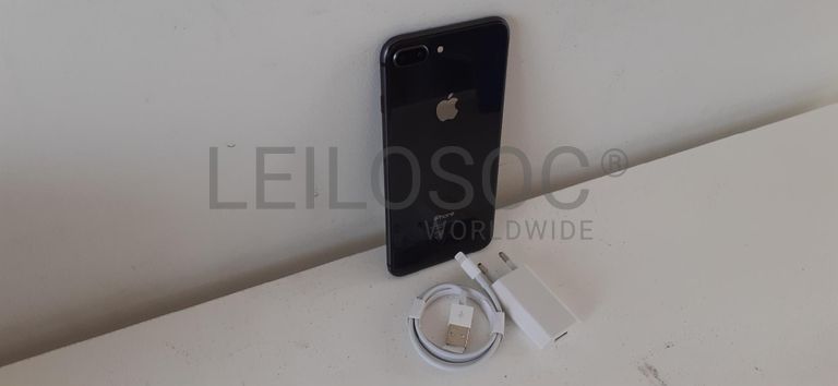 Telemóvel  iPhone 8 PLUS 64GB