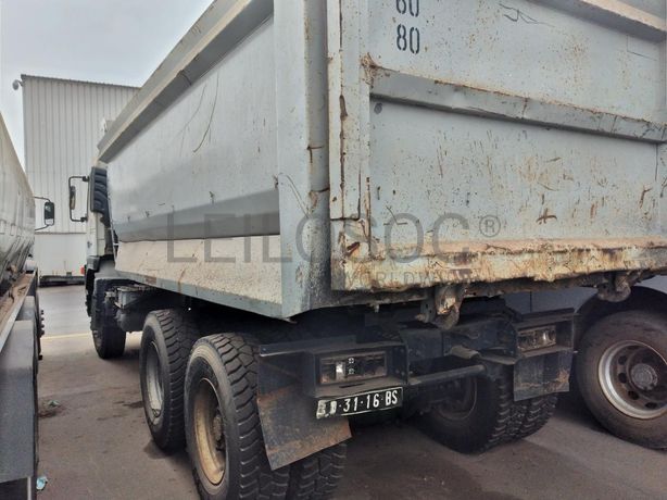 Camião Basculante (6X4) VOLVO FM 13 · Viana