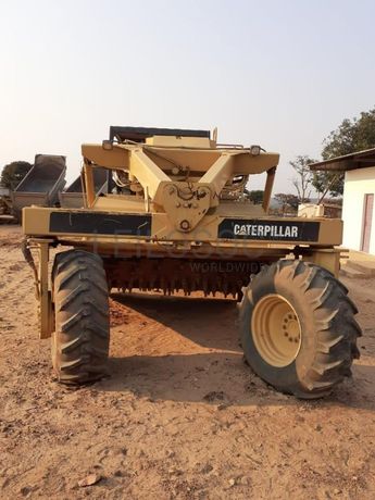 Misturadora/Recicladora CATERPILLAR · Viana