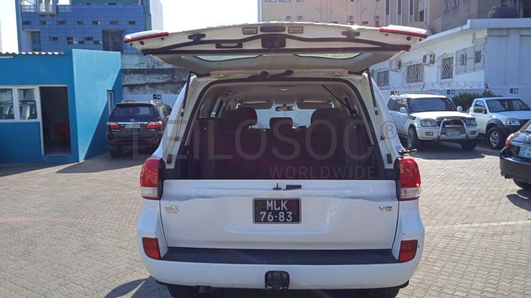 Toyota Landcruiser ·