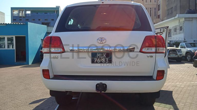 Toyota Landcruiser ·