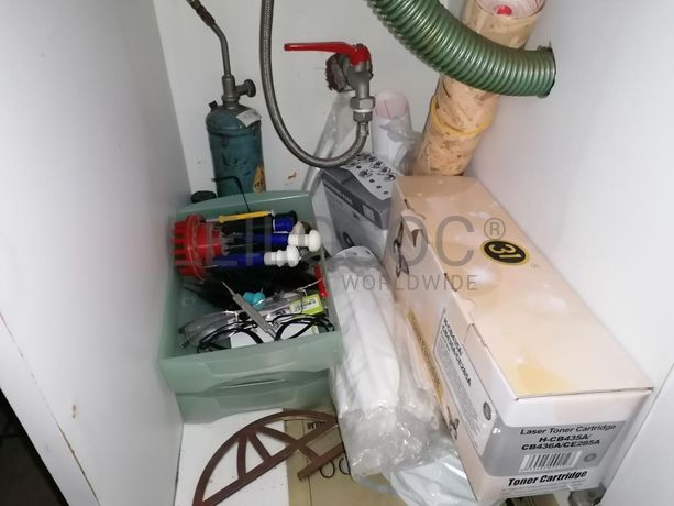 Equipamento Ótico + Material Informático