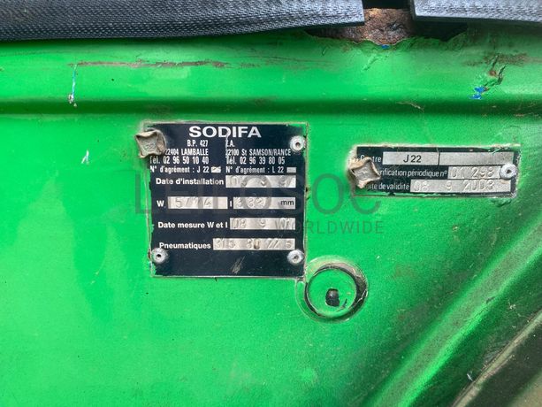 Camião Cisterna Mercedes-Benz 1935 (4X2)