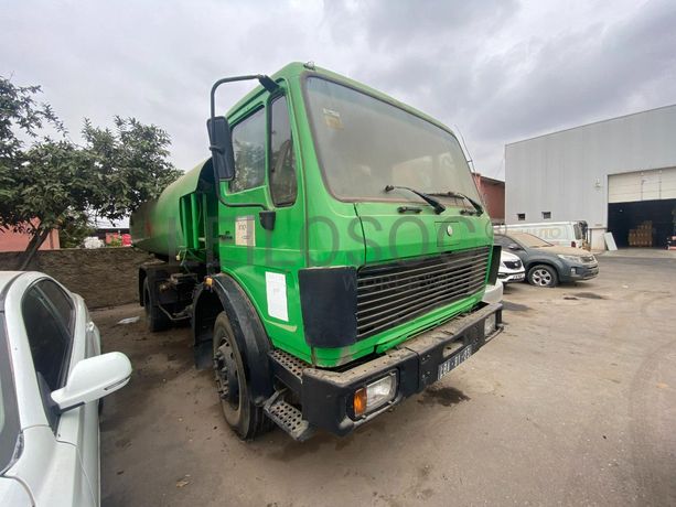 Camião Cisterna Mercedes-Benz 1935 (4X2)