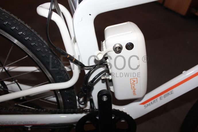 Bicicleta elétrica 'Airwheel R8'