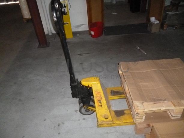 Balança decimal  + Porta paletes