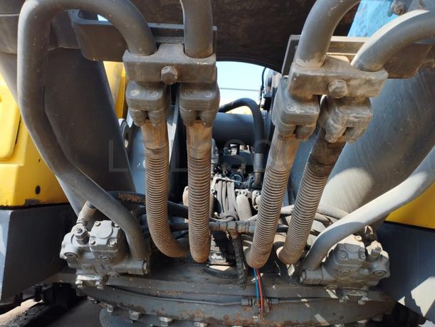 Escavadeira Volvo EC460BLC ·