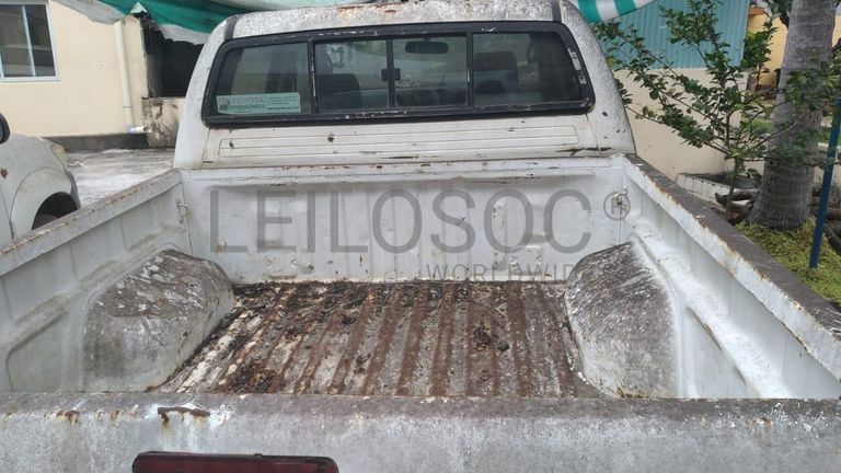 Toyota hilux D4D  ·