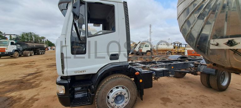 Caminhão Oficina IVECO 170E21 · Viana