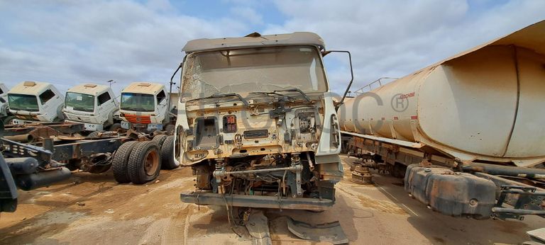 Camião Oficina IVECO 170E21 · Viana