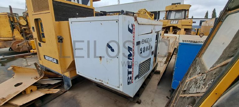 Gerador STEMAC 44 KVA · Viana
