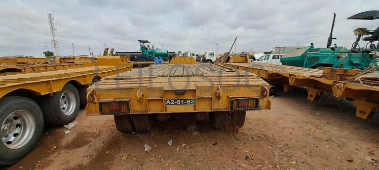 Porta Maquinas · Viana