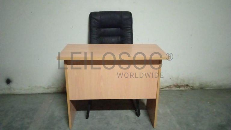 Mobiliário de escritório ·