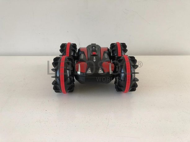 Veículo Anfíbio telecomandado