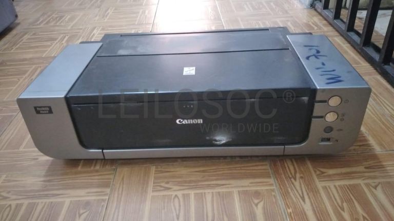 Material Informático ·