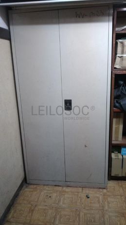 Mobiliário de escritório ·