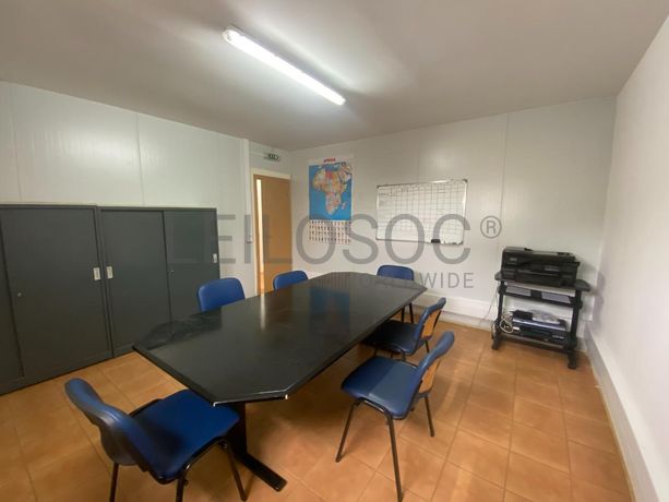 INSTALAÇÕES INDUSTRIAIS , VIATURAS, MÁQUINAS E EQUIPAMENTOS - KIKUXI, VIANA.