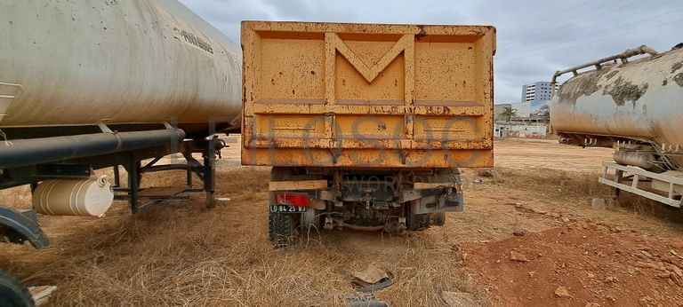 Camião basculante MAN TGA35.440