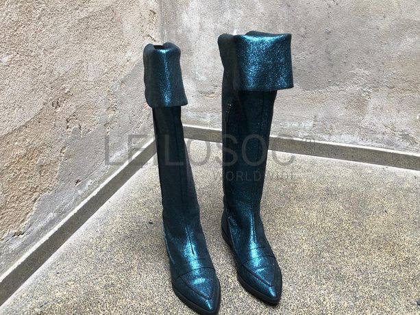 Botas