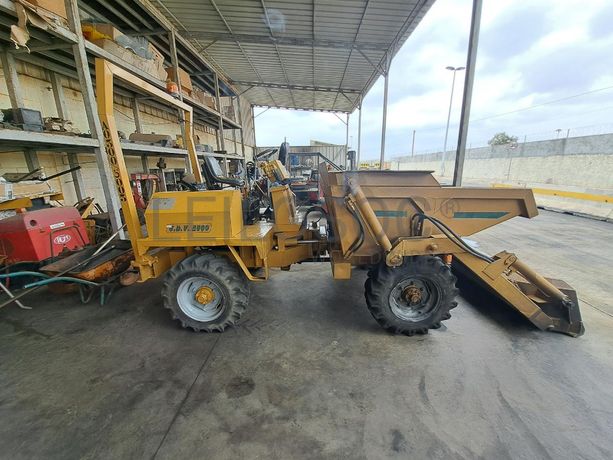 Dumper (4X4) ASTEL DV 2500/P · Viana