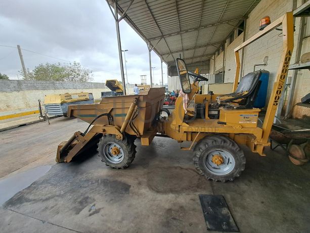 Dumper (4X4) ASTEL DV 2500/P · Viana