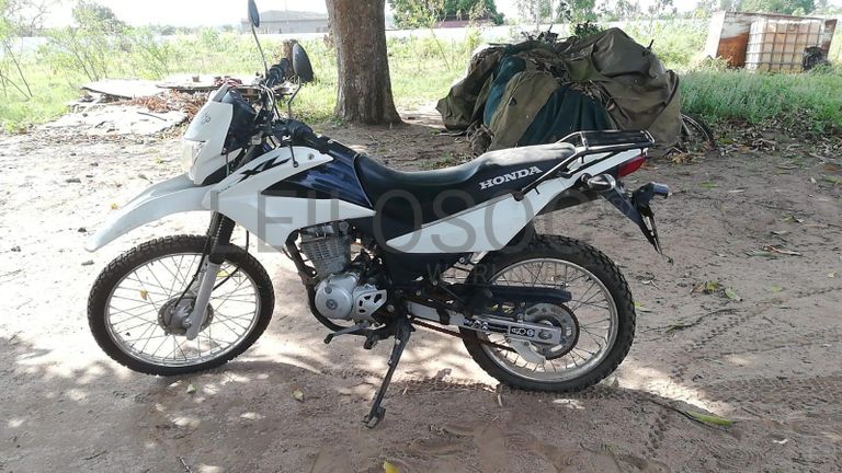 Motorizada de marca Honda XL LEK ·