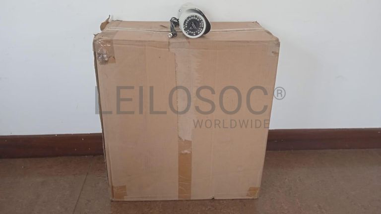 Equipamentos de segurança + Câmeras Dome + Câmeras Bullet + Câmeras Bullet + Câmeras Bullet + Câmeras Bullet ·