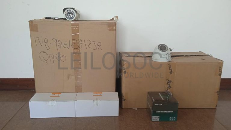 Equipamentos de segurança + Câmeras de vigilância  + Câmeras Bullet + Câmeras Bullet + Câmeras Bullet + Câmeras Bullet ·