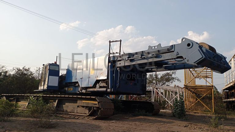 MANITOWOC 2250 SERIES 3 ·