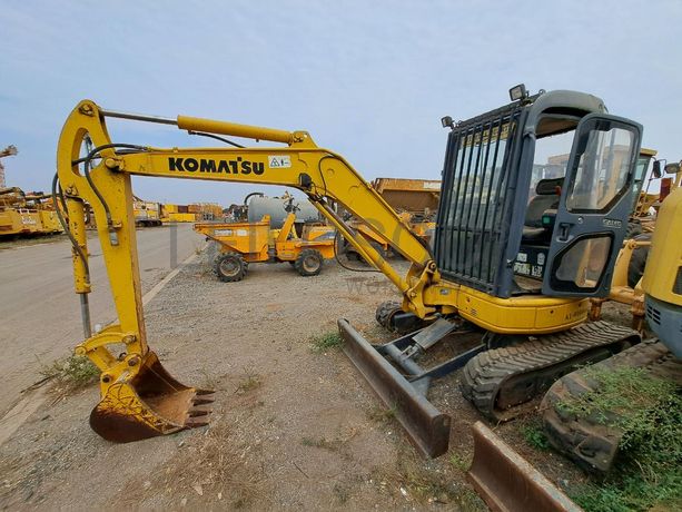 Mini giratória (4 Ton.) KOMATSU PC35MR-2 · Viana