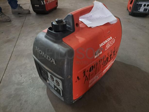 Gerador (2KVA) HONDA EU20 i · Viana