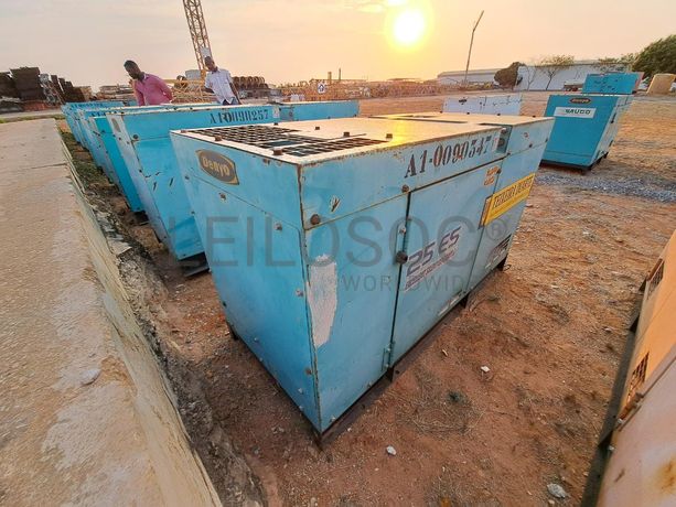 Gerador (20KVA) DENYO DCA25 ESI · Viana