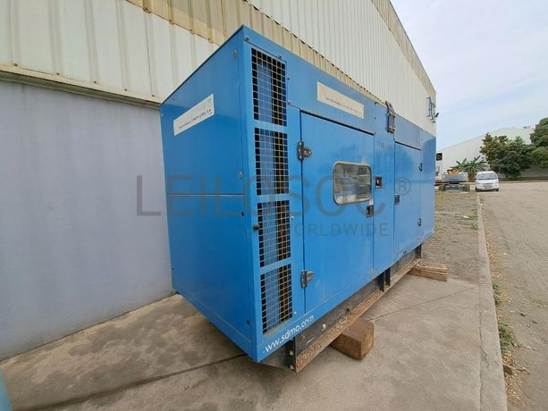 Gerador (275KVA) VOLVO SDMO V275K · Viana