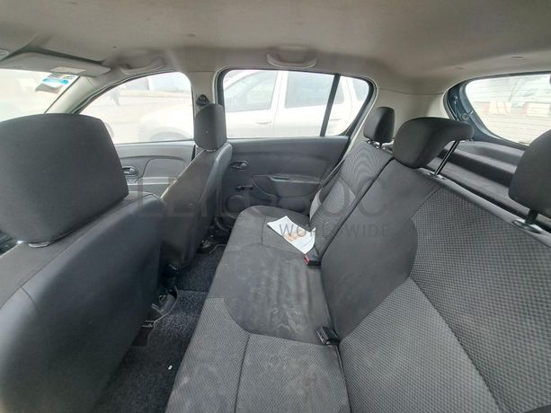 RENAULT SANDERO 1.2 · Viana