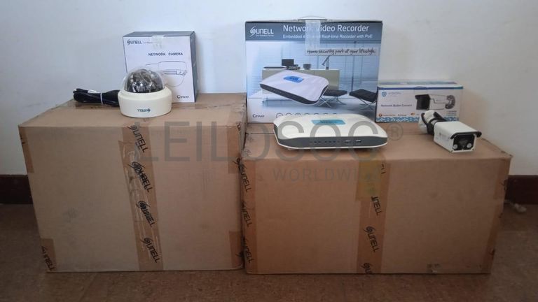 Câmeras de vigilância  + Equipamentos de vigilância  + Equipamentos de vigilância  + Equipamentos de vigilância  + Equipamentos de vigilância  + Equipamentos de vigilância  + Equipamentos de vigilância  ·