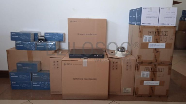 Câmeras de vigilância  + Câmeras IP + Câmeras IP + Câmeras IP + Câmeras IP + Câmeras IP ·