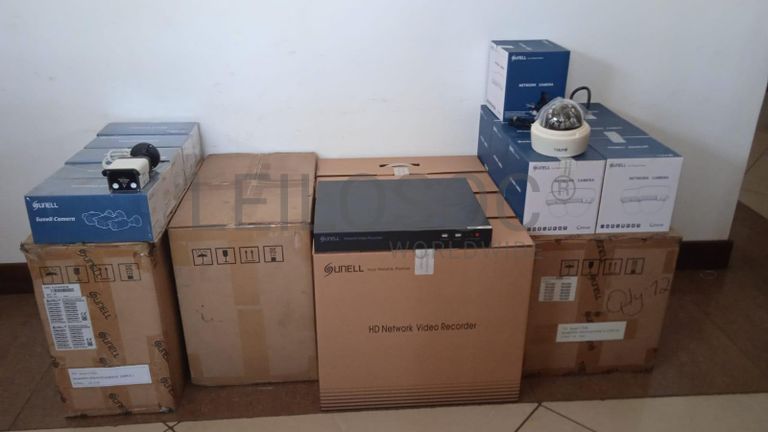 Câmeras de vigilância  + Câmeras IP + Câmeras IP + Câmeras IP + Câmeras IP + Câmeras IP ·