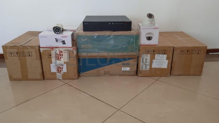 Equipamentos de vigilância  + Equipamentos de vigilância  + Equipamentos de vigilância  + Equipamentos de vigilância  + Equipamentos de vigilância  + Equipamentos de vigilância  ·