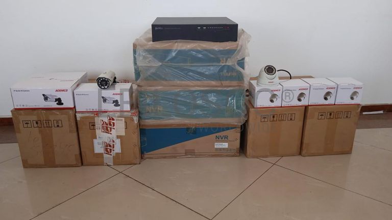 Equipamentos de vigilância  ·